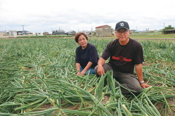 Mr. Yoshiaki Ochiai and Ms. Kumi Ochiai